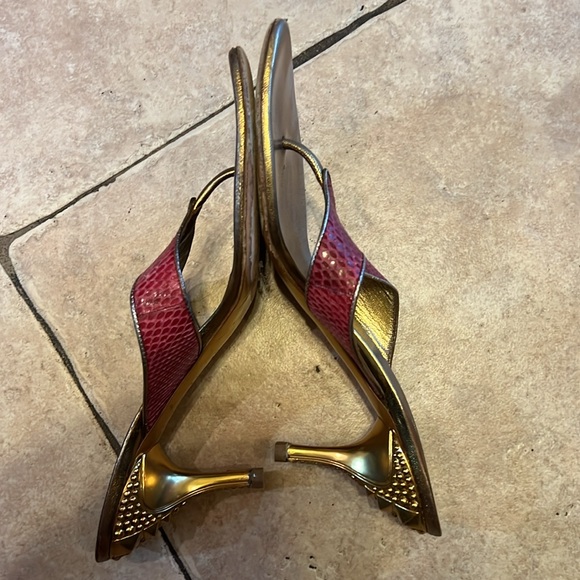 Gucci red slide sandals - Picture 2 of 8